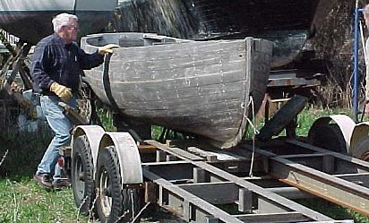 boatwmerle.JPG (124232 bytes)